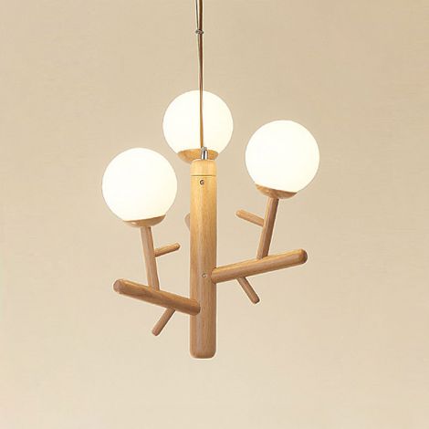 Moderner schlichter heller Pendelleuchter aus Holz
